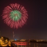 一発目から尺玉